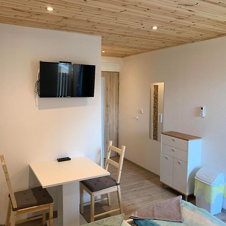 Molnar Apartman Zamárdi Buitenkant foto
